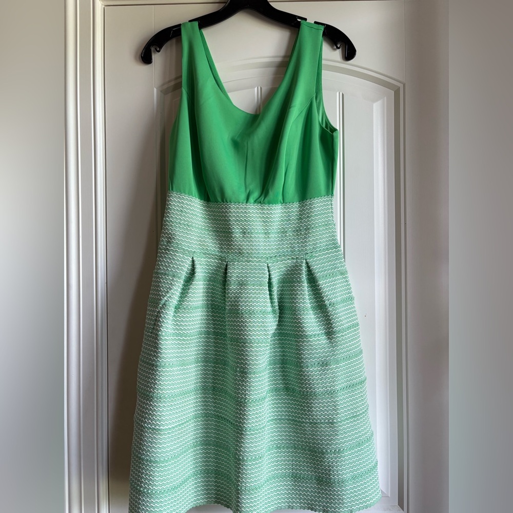 New York & Company Bright Green Textured Dress